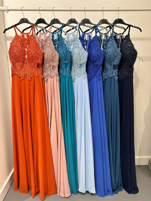 Abito cerimonia scollo americano pizzo e strass