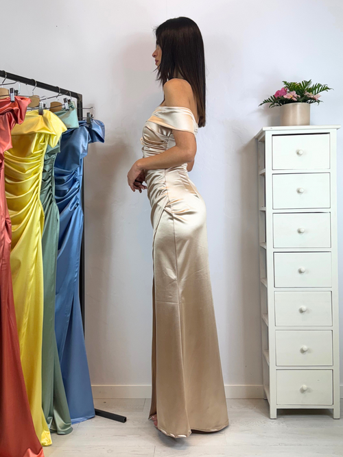 Vestito sirena raso drapeggio spacco manica scesa