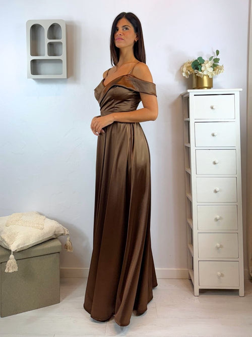 Vestito lungo raso manica scesa spacco