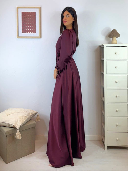 Abito lungo scollo v maniche e spacco