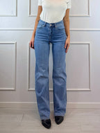 Jeans bianca confort wide vita alta