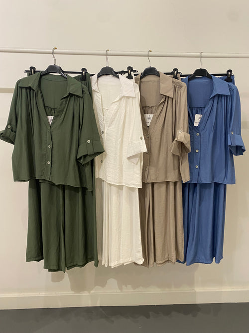 Completo camicia over manica corta con pantalone