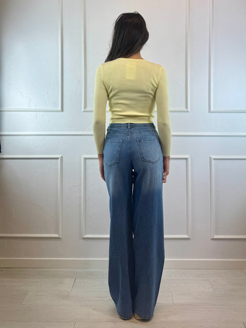 Maglia con gocce sullo scollo