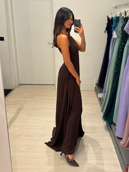 Tuta elegante scollo americano con mantella