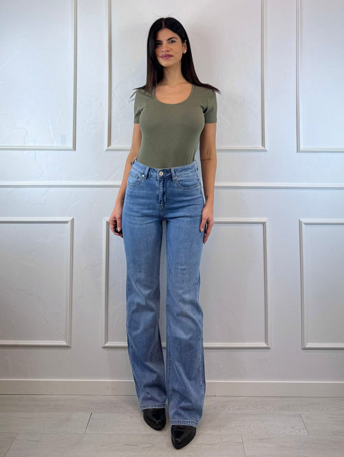 Jeans bianca confort wide vita alta