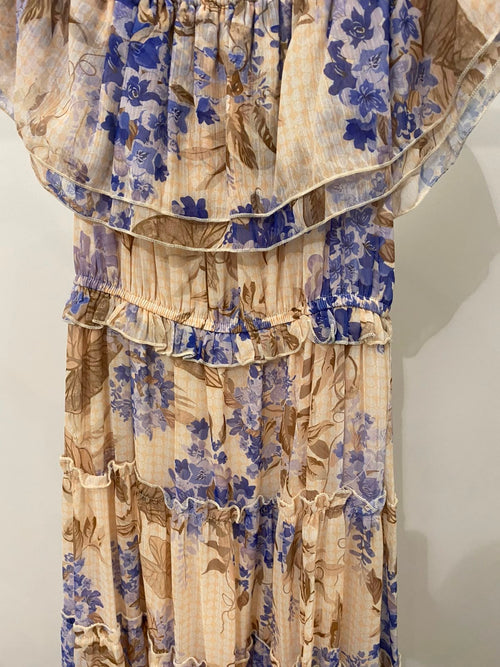 Vestito lungo fantasia balze maniche scese