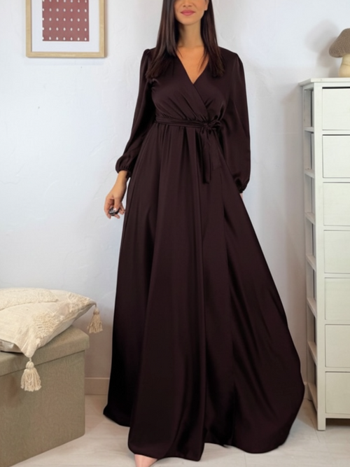 Abito lungo scollo v maniche e spacco