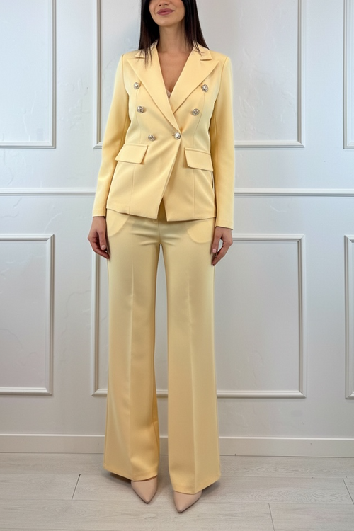 Completo giacca doppiopetto e pantalone zampa