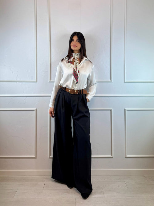 Camicia con foulard coordinato