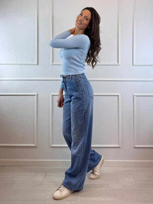 Maglia con gocce sullo scollo