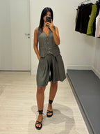 Completo gilet e shorts lungo effetto lino
