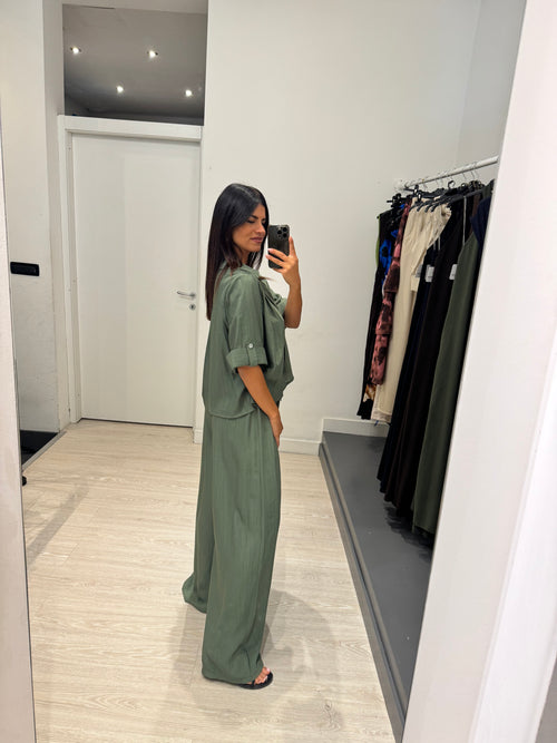 Completo camicia over manica corta con pantalone