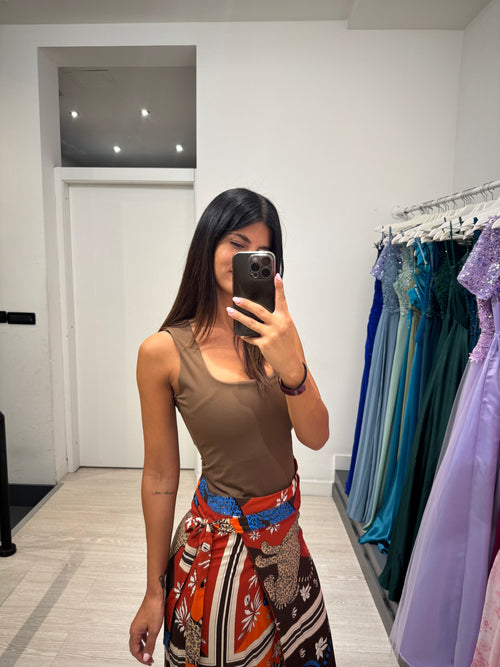 Body scollo quadrato