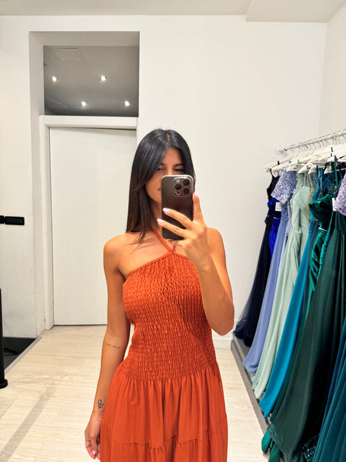 Vestito lungo, arricciatura e balze