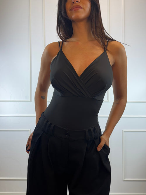 Body lycra scollo V spalline sottili