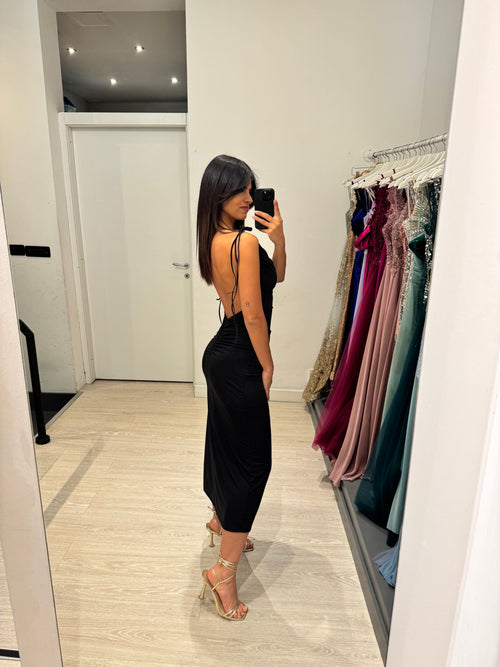 Vestito lungo lacci e schiena nuda