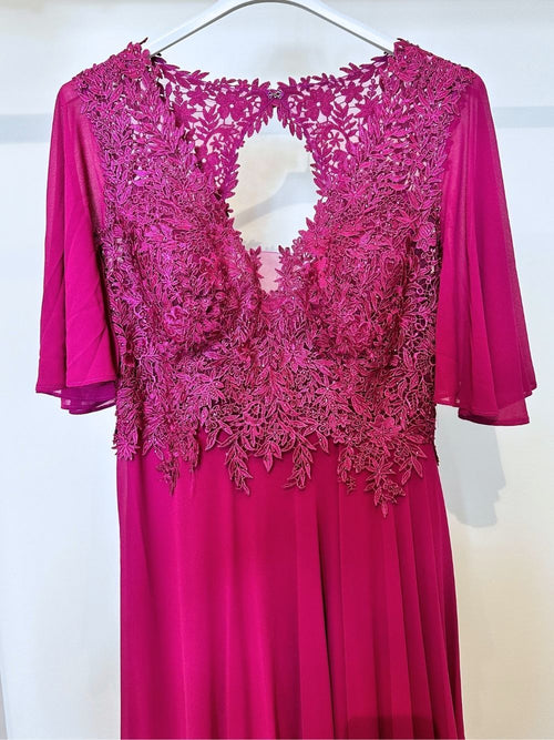 Abito cerimonia curvy corpetto pizzo e manica