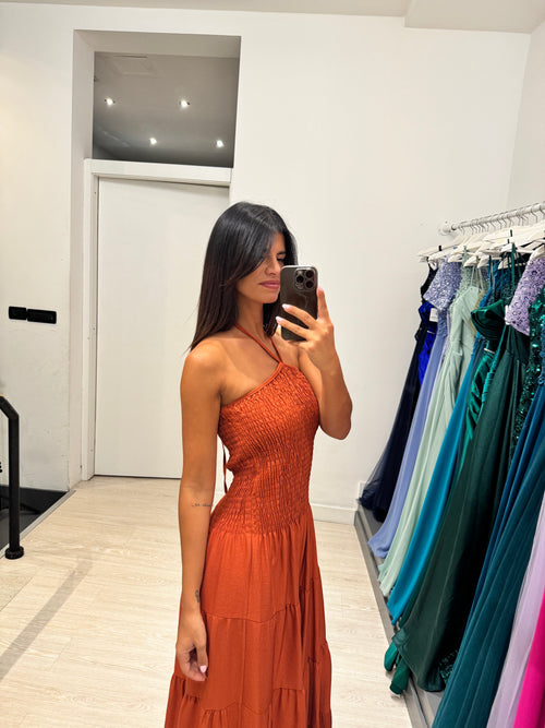 Vestito lungo, arricciatura e balze
