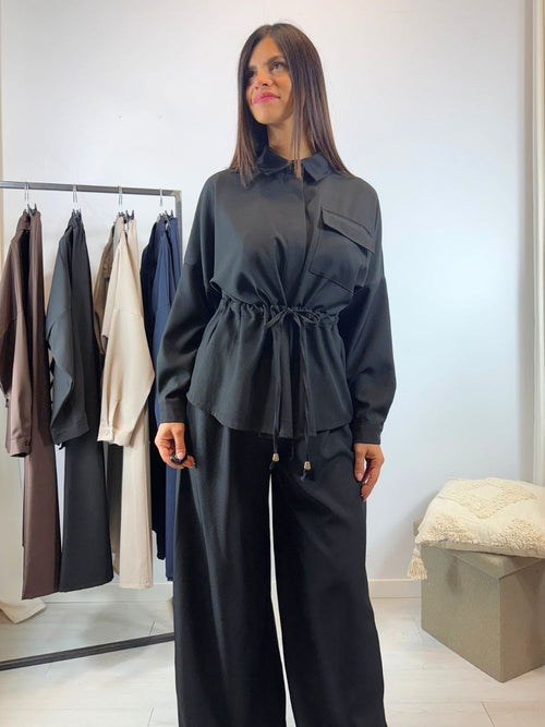 Completo camicia lunga arricciata e pantalone