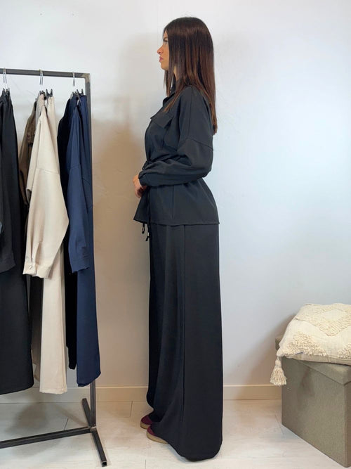 Completo camicia lunga arricciata e pantalone