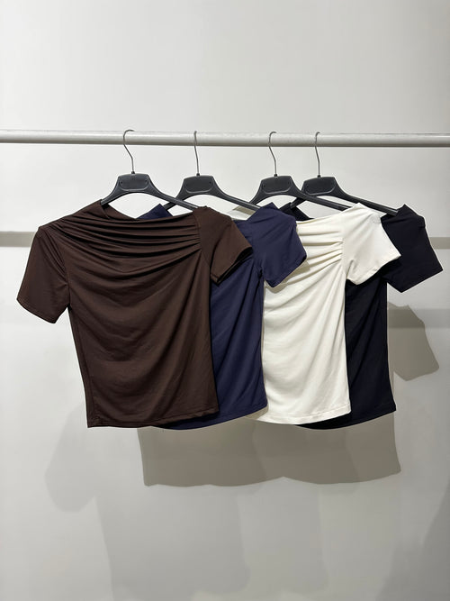 T-shirt crop Lycra manica scesa
