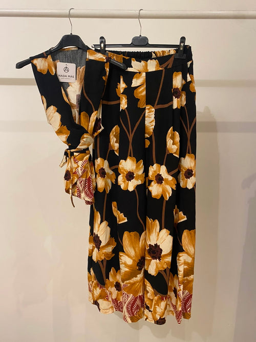 Completo fantasia fiori top e pantalone