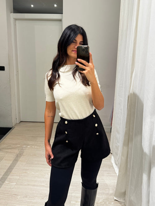 Shorts scamosciato bottoni