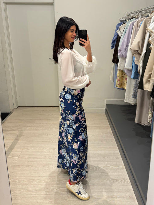 Camicia scollo volant a V