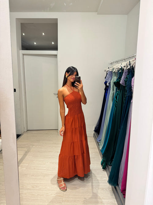 Vestito lungo, arricciatura e balze