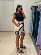 Shorts fantasia con cintura