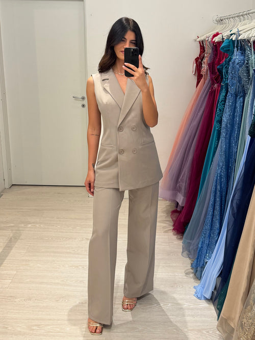 Completo gilet lungo e pantalone