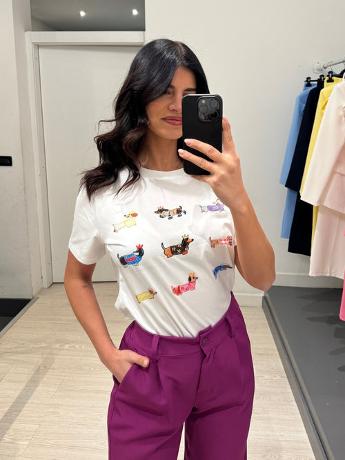 T-shirt bassotti vestiti