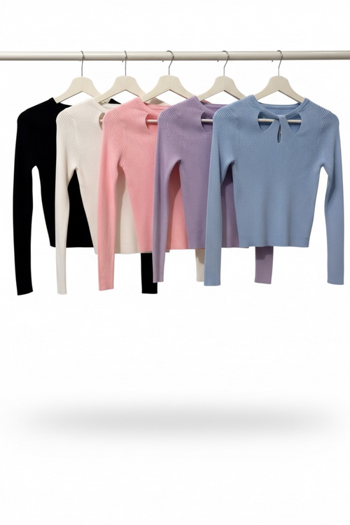 Maglia con gocce sullo scollo