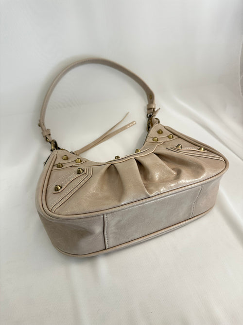 Borsa Nadia con borchie ecopelle