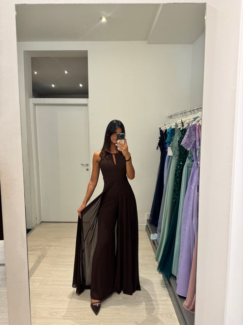 Tuta elegante scollo americano con mantella