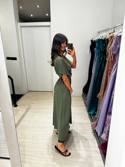 Vestito lungo con manica e spacco centrale