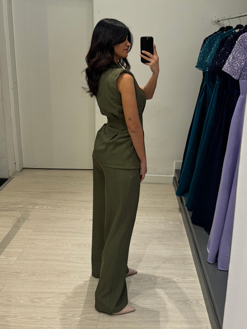 Completo gessato con gilet