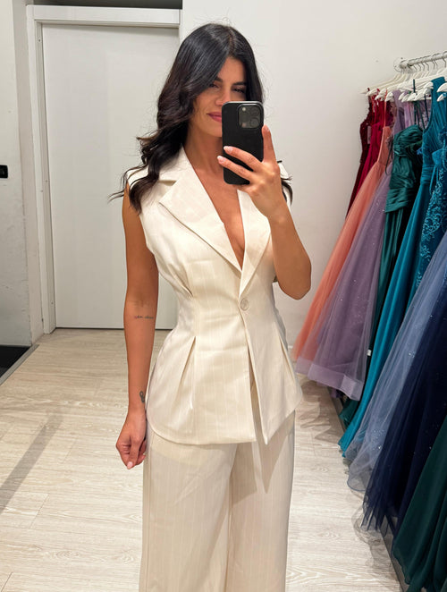 Completo gessato con gilet