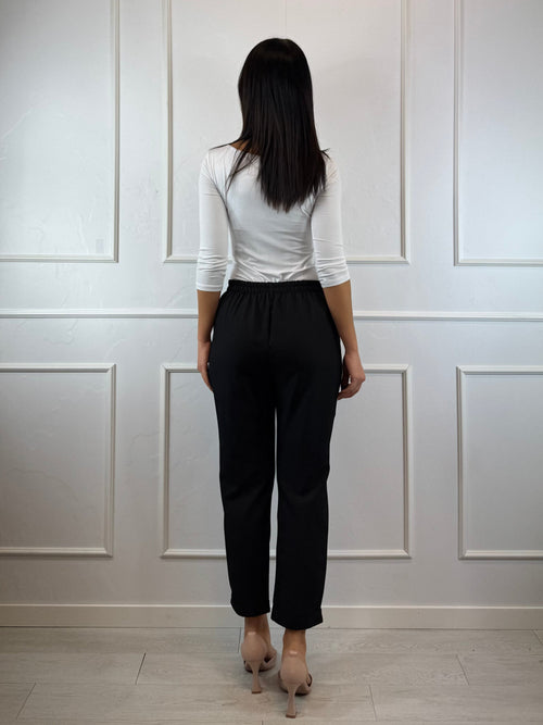 Pantalone sigaretta con vita elasticizzata