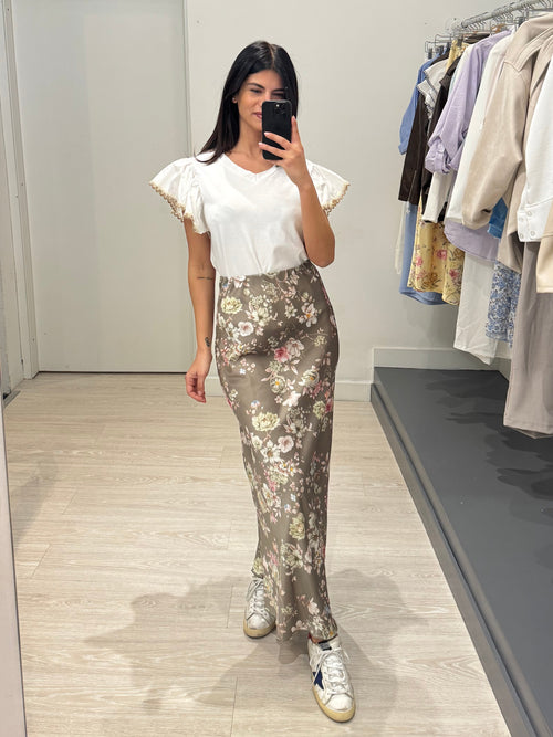 T-shirt scollo V maniche volant ricami beige