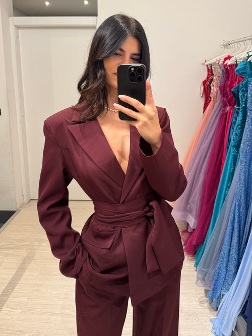 Completo giacca fiore e pantalone palazzo