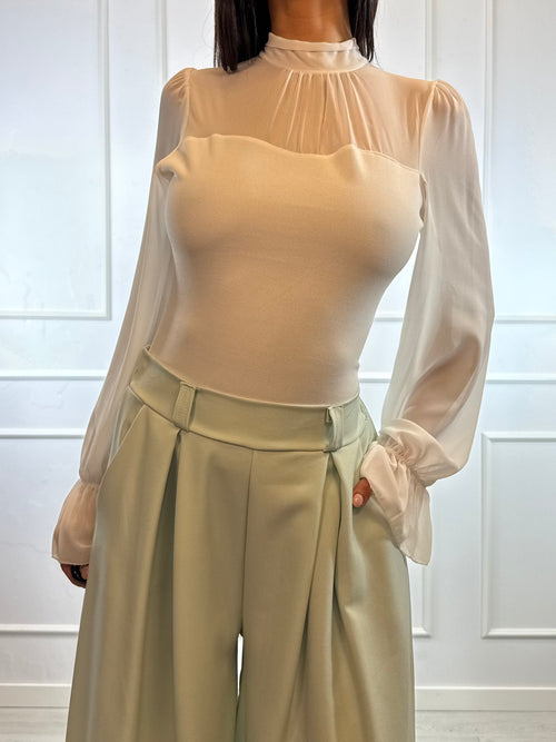 Camicia scollo cuore con fiocco