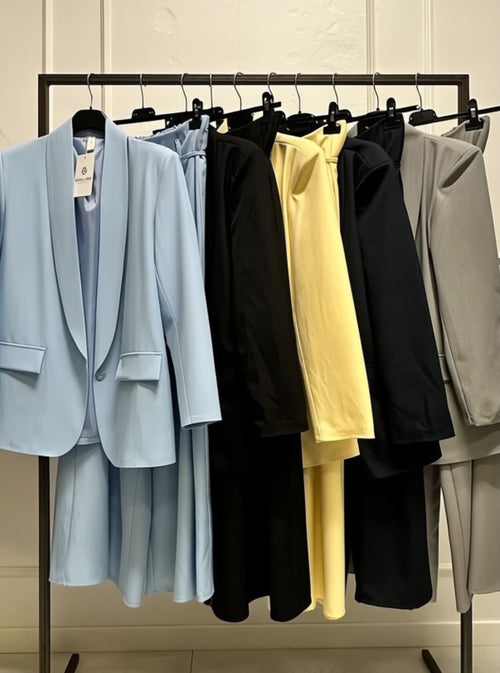 Completo giacca e pantalone palazzo pence e fiore