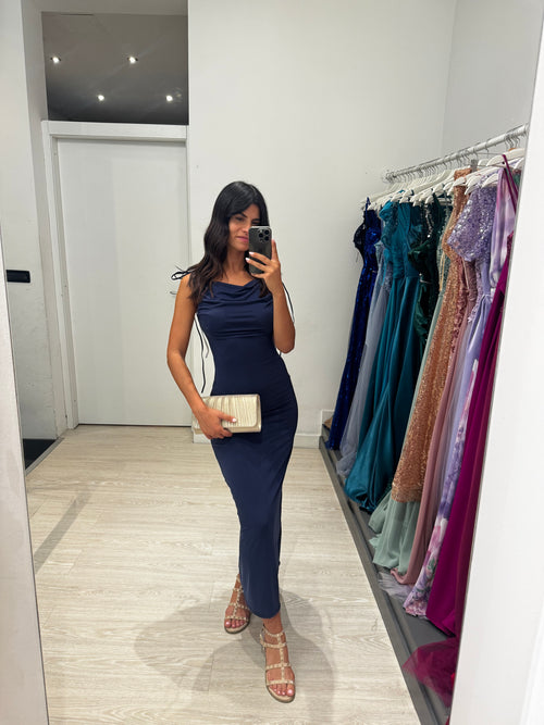 Vestito lungo lacci e schiena nuda