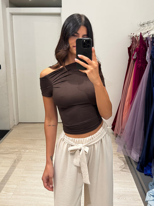 T-shirt crop Lycra manica scesa