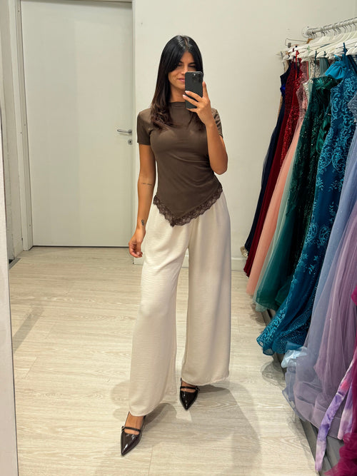T-shirt girocollo orlo pizzo