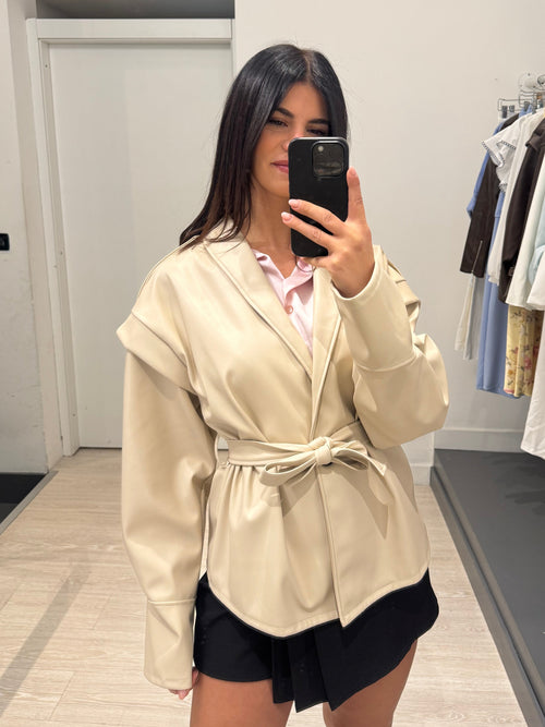 Giacca ecopelle collo rever tondo