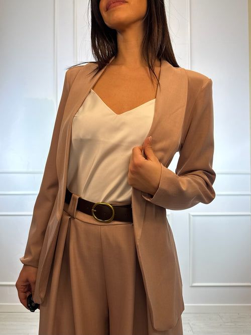 Giacca con cintura collo rever tondo