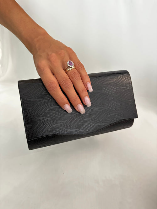 Pochette elegante onde
