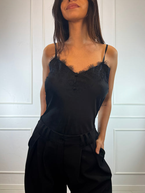 Top raso pizzo e bottoni